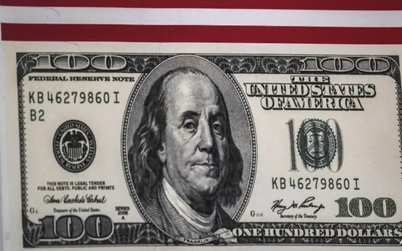 تحركات جديدة.. سعر صرف الدولار مقابل الجنيه في البنك المركزي المصري